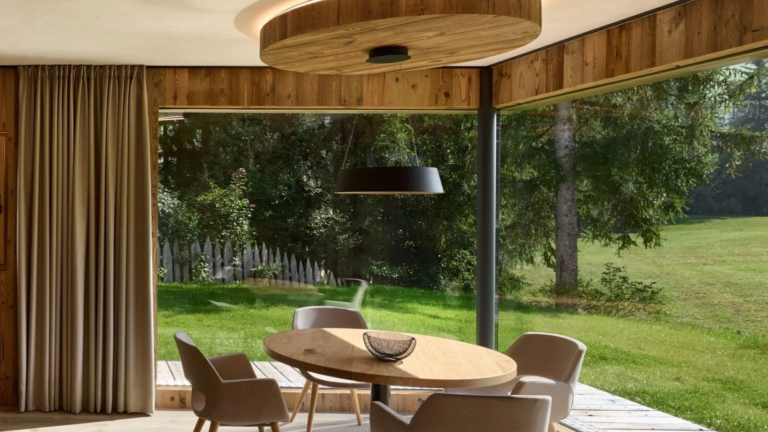 Living area with a view in Chalet La Varieté in Alta Badia